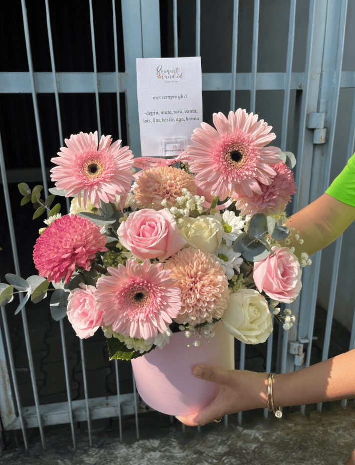 Bloom Box 15cm