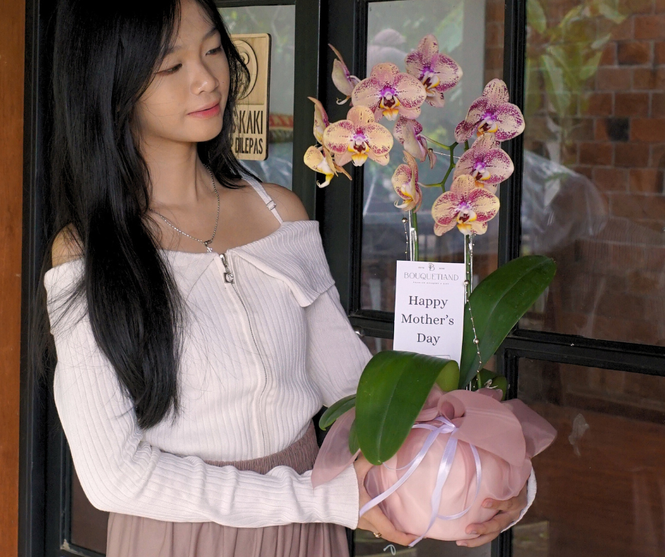 Small Single Orchid
