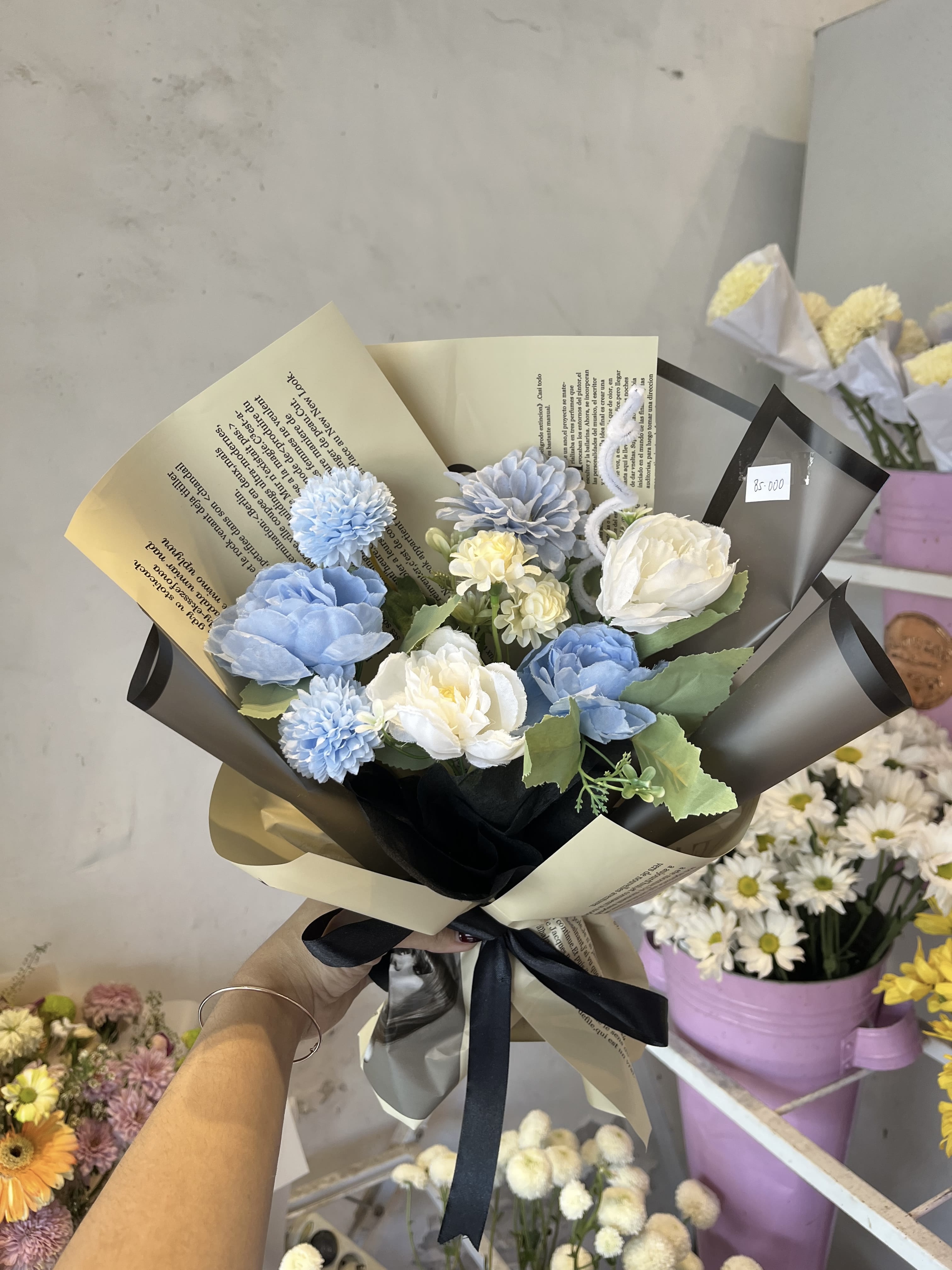 Small peony blue artif